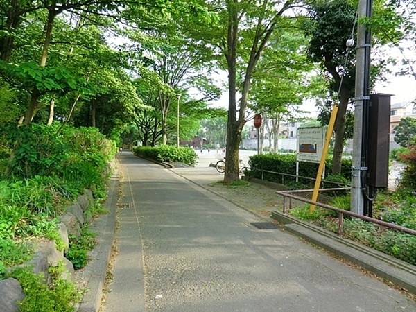 �_�ސ쌧���l�s���J�撆���~2���ڂ̒��È�ˌ��Ă̎��ӊ�