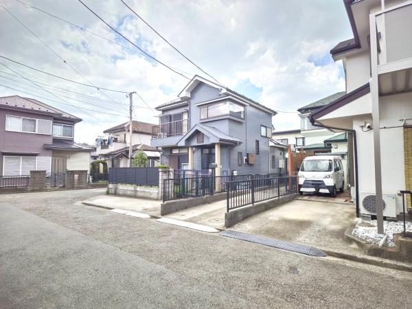 �_�ސ쌧���l�s���撆����1���ڂ̒��È�ˌ��Ă̑O�ʓ��H�܂ތ��n�ʐ^