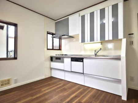 �_�ސ쌧���l�s���撆����1���ڂ̒��È�ˌ��ẴL�b�`��