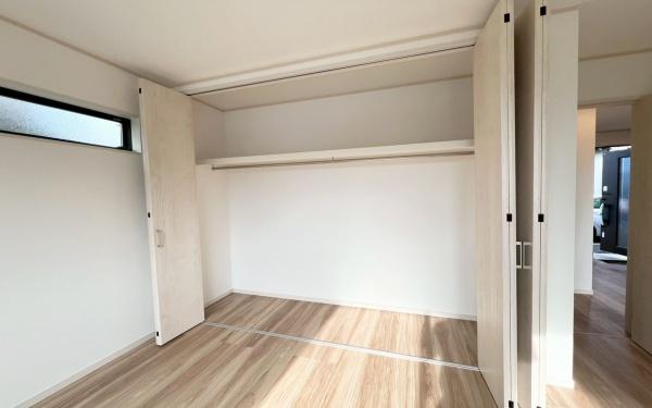 �_�ސ쌧���l�s����񖓐�2���ڂ̐V�z��ˌ��Ă̎��[