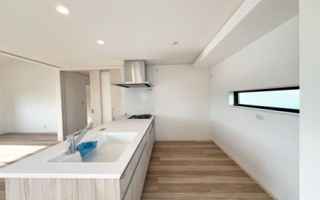 �_�ސ쌧���l�s����񖓐�2���ڂ̐V�z��ˌ��ẴL�b�`��