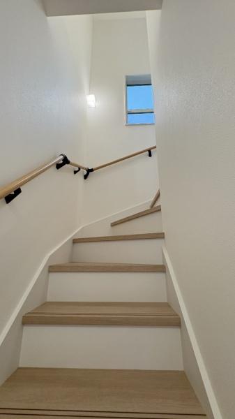 �_�ސ쌧���l�s������{���̐V�z��ˌ��Ă̂��̑�����