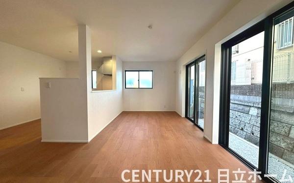 �_�ސ쌧���l�s�t��|���u�̐V�z��ˌ��Ẵ��r���O