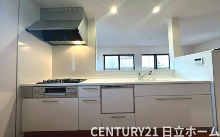 �_�ސ쌧���l�s�t��|���u�̐V�z��ˌ��ẴL�b�`��