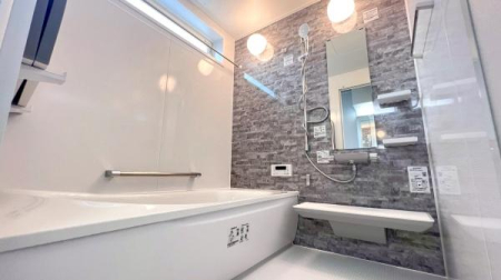 �_�ސ쌧���q�s����3���ڂ̐V�z��ˌ��Ă̗���