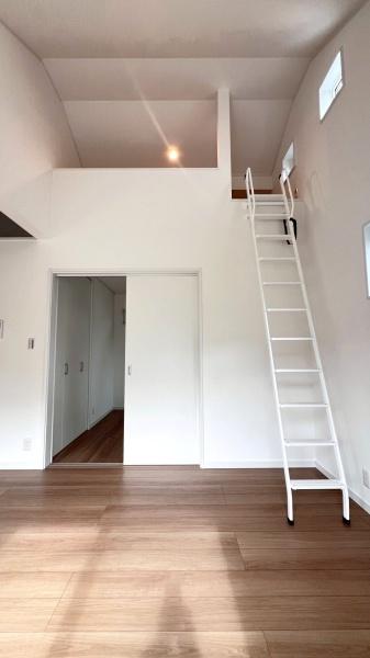 �_�ސ쌧���q�s����3���ڂ̐V�z��ˌ��Ẵ��r���O