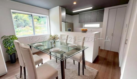 �_�ސ쌧���q�s����3���ڂ̐V�z��ˌ��ẴL�b�`��