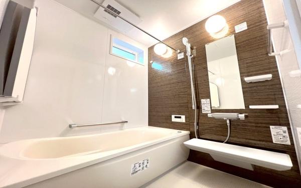 �_�ސ쌧���q�s����3���ڂ̐V�z��ˌ��Ă̗���