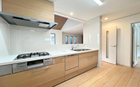 �_�ސ쌧���q�s����3���ڂ̐V�z��ˌ��ẴL�b�`��