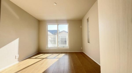 �_�ސ쌧���l�s�ߌ��擌��������̐V�z��ˌ��Ă̗m��