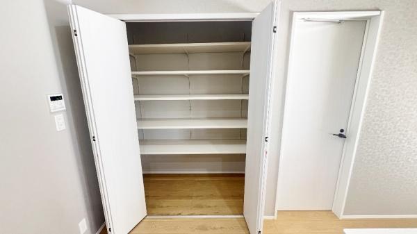 �_�ސ쌧���l�s�ߌ��擌��������̐V�z��ˌ��Ă̎��[