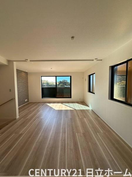 �_�ސ쌧���q�s��4���ڂ̐V�z��ˌ��Ẵ��r���O