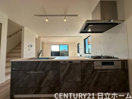 �_�ސ쌧���q�s��4���ڂ̐V�z��ˌ��ẴL�b�`��