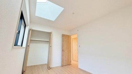 �_�ސ쌧���l�s�`�k����k1���ڂ̐V�z��ˌ��Ă̗m��