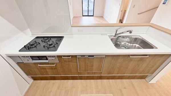 �_�ސ쌧���l�s�`�k����k1���ڂ̐V�z��ˌ��ẴL�b�`��