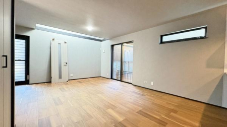 �_�ސ쌧���l�s�΋掛�R���̐V�z��ˌ��Ẵ��r���O