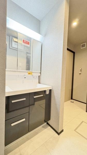 �_�ސ쌧���l�s�΋掛�R���̐V�z��ˌ��Ă̐��ʑ�E���ʏ�