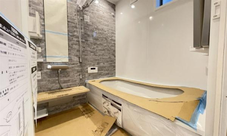 �_�ސ쌧���l�s�����x����1���ڂ̐V�z��ˌ��Ă̗���