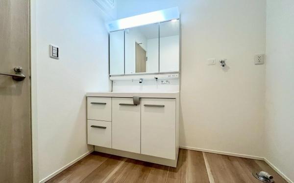 �_�ސ쌧���l�s�_�ސ�搼����3���ڂ̐V�z��ˌ��Ă̐��ʑ�E���ʏ�