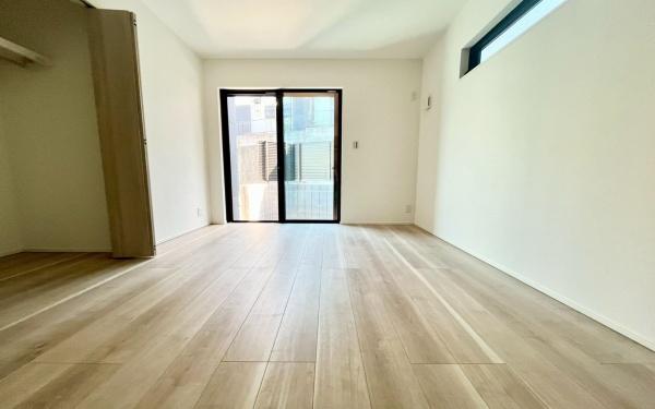 �_�ސ쌧���l�s�_�ސ�搼����3���ڂ̐V�z��ˌ��Ă̐Q��