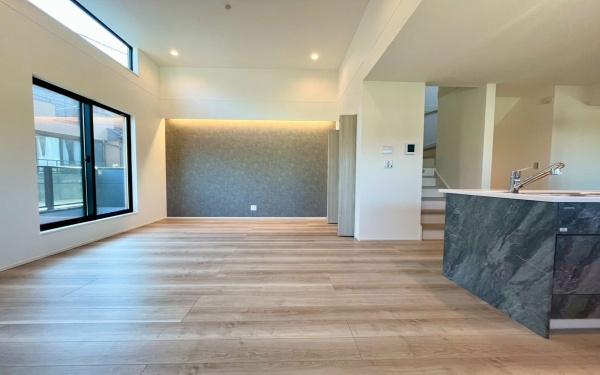 �_�ސ쌧���l�s�_�ސ�搼����3���ڂ̐V�z��ˌ��Ẵ��r���O