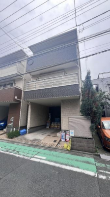 �_�ސ쌧���s����l�J�㒬�̒��È�ˌ��Ă̂��̑����n