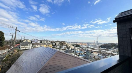 �_�ސ쌧���l�s�ߌ���1���ڂ̐V�z��ˌ��Ă̏Z�˂���̒��]�ʐ^