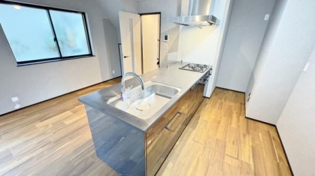 �_�ސ쌧���l�s�ߌ���1���ڂ̐V�z��ˌ��ẴL�b�`��