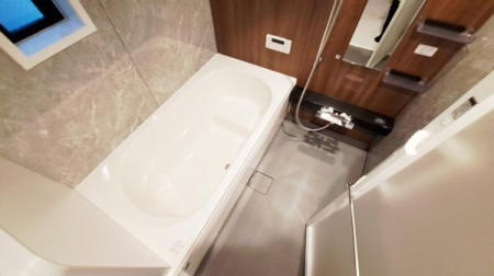 �_�ސ쌧���l�s�ߌ���1���ڂ̐V�z��ˌ��Ă̗���