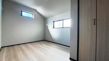 �_�ސ쌧���l�s�ߌ���1���ڂ̐V�z��ˌ��Ă̗m��