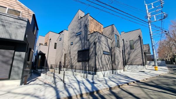 �_�ސ쌧���l�s�ߌ���1���ڂ̐V�z��ˌ��Ă̌��n�O�ώʐ^