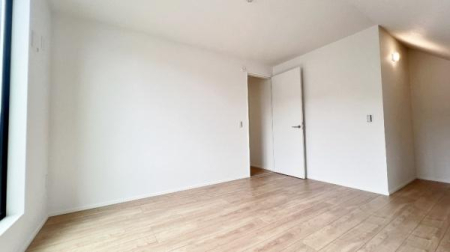 �_�ސ쌧���l�s�ߌ���4���ڂ̐V�z��ˌ��Ă̗m��