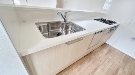 �_�ސ쌧���l�s�ߌ���4���ڂ̐V�z��ˌ��ẴL�b�`��