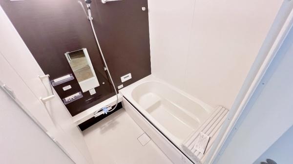 �_�ސ쌧���l�s�ߌ���4���ڂ̐V�z��ˌ��Ă̗���