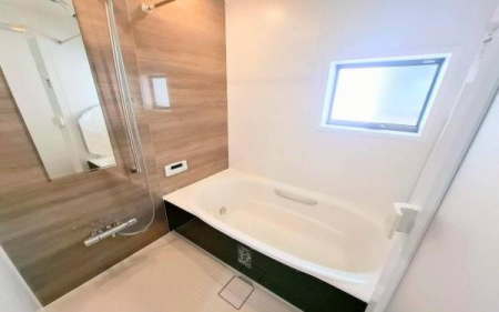 �_�ސ쌧���q�s����3���ڂ̐V�z��ˌ��Ă̗���