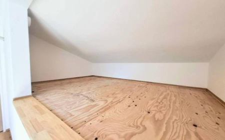 �_�ސ쌧���q�s����3���ڂ̐V�z��ˌ��Ă̎��[