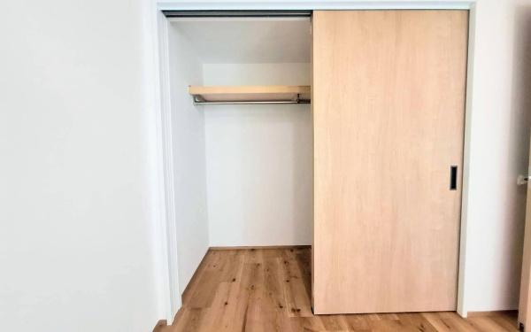 �_�ސ쌧���q�s����3���ڂ̐V�z��ˌ��Ă̎��[