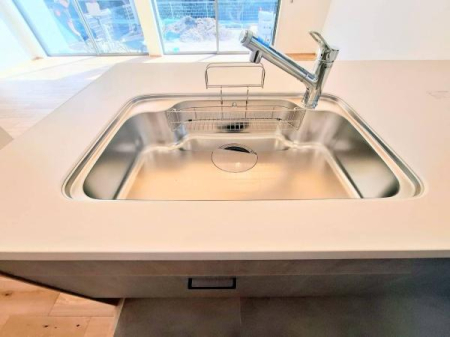 �_�ސ쌧���q�s����3���ڂ̐V�z��ˌ��ẴL�b�`��