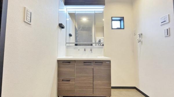 �_�ސ쌧���q�s���J2���ڂ̐V�z��ˌ��Ă̐��ʑ�E���ʏ�