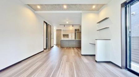 �_�ސ쌧���q�s���J2���ڂ̐V�z��ˌ��Ẵ��r���O