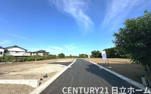 �_�ސ쌧����s�{����2���ڂ̓y�n�̑O�ʓ��H�܂ތ��n�ʐ^