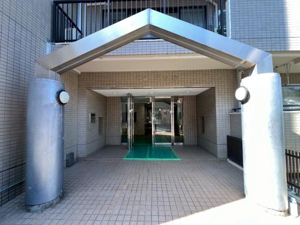 �_�ސ쌧���l�s���J��O�c���̒��Ã}���V�����̃G���g�����X