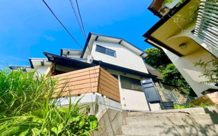 �_�ސ쌧���q�s�J�c6���ڂ̒��È�ˌ��Ă̌��n�O�ώʐ^