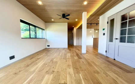 �_�ސ쌧���q�s�J�c6���ڂ̒��È�ˌ��Ẵ��r���O