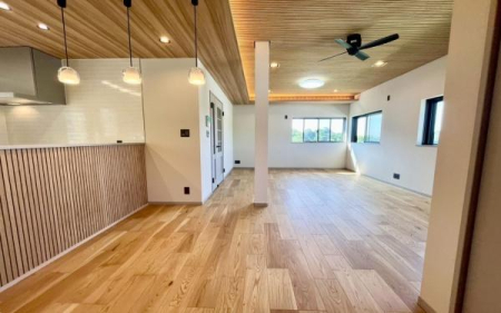 �_�ސ쌧���q�s�J�c6���ڂ̒��È�ˌ��Ẵ��r���O