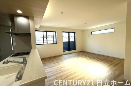 �_�ސ쌧���l�s�ߌ���k����7���ڂ̐V�z��ˌ��Ẵ��r���O