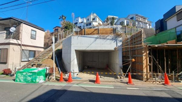 �_�ސ쌧���l�s����{�q�΃P�u�̐V�z��ˌ��Ă̂��̑����n