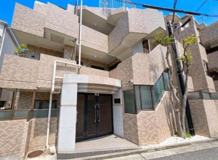 �_�ސ쌧���l�s�ߌ���k����1���ڂ̒��Ã}���V�����̌��n�O�ώʐ^