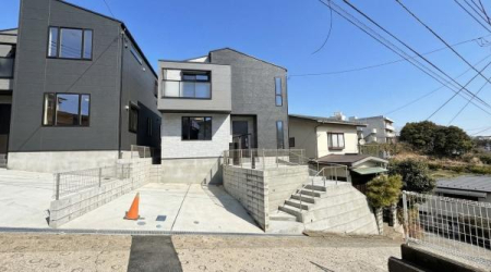 �_�ސ쌧���l�s�˒ˋ敽�˒��̐V�z��ˌ��Ă̌��n�O�ώʐ^