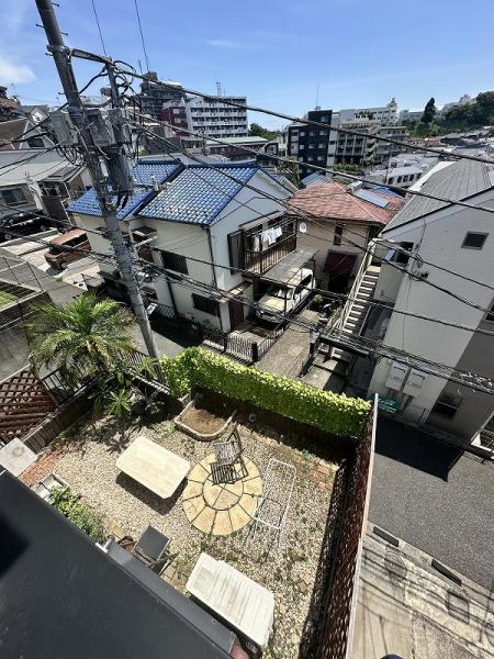 �_�ސ쌧���l�s�_�ސ��q����2���ڂ̒��È�ˌ��Ă̒�